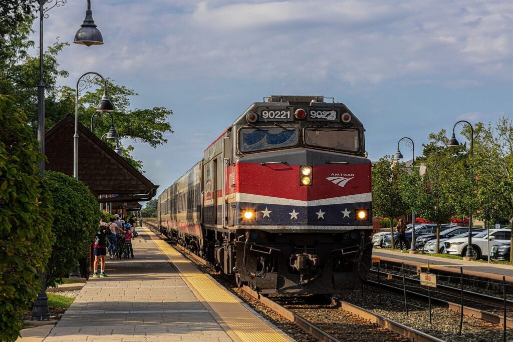 An Amtrak Hiawatha train at Glenview station in Illinois